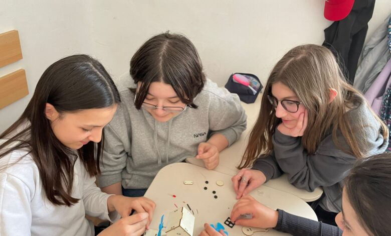 Fondul Științescu la Brașov. Peste 57.000 de lei pentru proiecte STEAM destinate copiilor 3 Fondul Științescu la Brașov | MyTex.ro