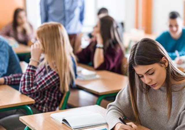 Evaluarea Națională și BAC 2026 | MyTex.ro