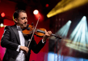 Poveste muzicală de odinioară la Filarmonica Brașov | MyTex.ro