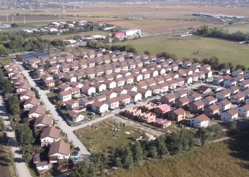 300 de familii | MyTex.ro