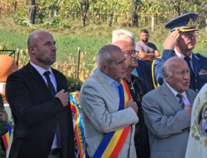 Monument al eroilor din războaiele mondiale | MyTex.ro