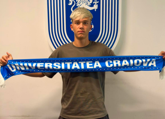 Liderul Superligii a transferat un fotbalist din Brașov / Parteneriat Kids Tâmpa - Universitatea Craiova 3 Liderul Superligii | MyTex.ro
