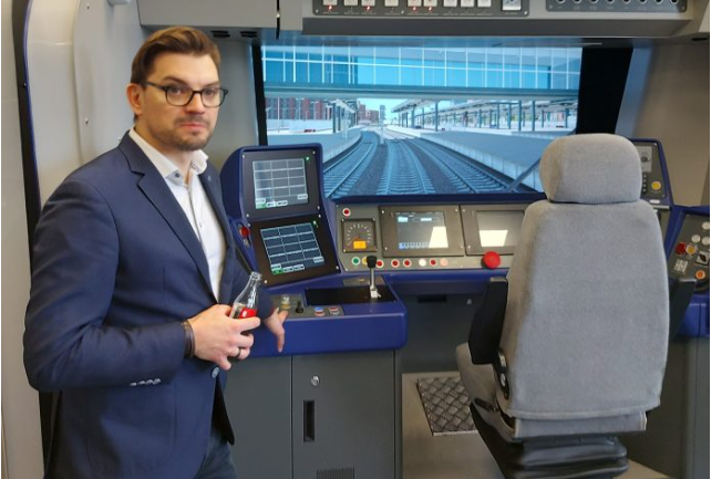 CFR Călători instalează un simulator în Depoul Brașov 3 CFR Călători instalează un simulator în Depoul Brașov | MyTex.ro