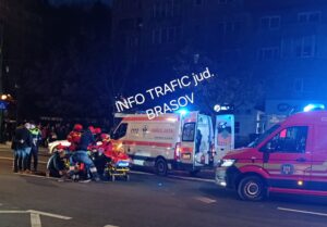 Femeie și copil, accidentați pe o trecere de pietoni din Brașov! Update: Ambele victime - minore - au fost transportate la spital 7 Femeie | MyTex.ro