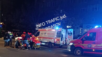 Femeie și copil, accidentați pe o trecere de pietoni din Brașov! Update: Ambele victime - minore - au fost transportate la spital 1 Femeie | MyTex.ro