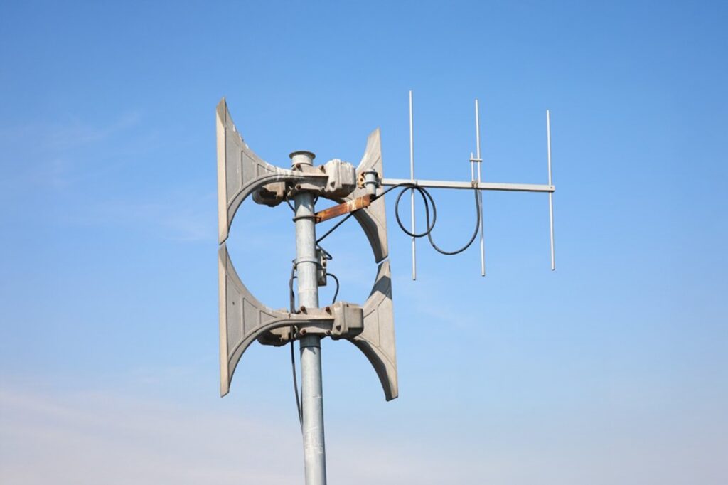 Braşovul va avea 6 noi sirene de alarmare publică 7 Braşovul va avea 6 noi sirene de alarmare publică | MyTex.ro