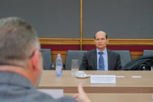 Noul ambasador al Indiei | MyTex.ro