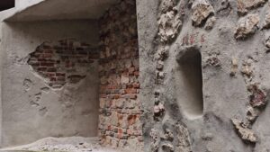 Încep lucrările de restaurare a Bastionului Postăvarilor | MyTex.ro
