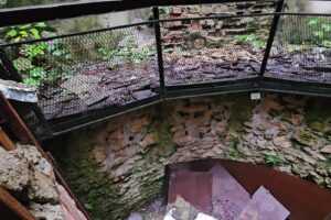 Încep lucrările de restaurare a Bastionului Postăvarilor | MyTex.ro