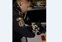 FLAGRANT! Pasager într-o mașină de ride-sharing din Brașov, „ridicat” pentru trafic de droguri 3 Directoarea | MyTex.ro