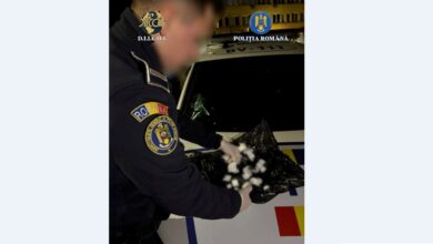 FLAGRANT! Pasager într-o mașină de ride-sharing din Brașov, „ridicat” pentru trafic de droguri 1 flagrant | MyTex.ro