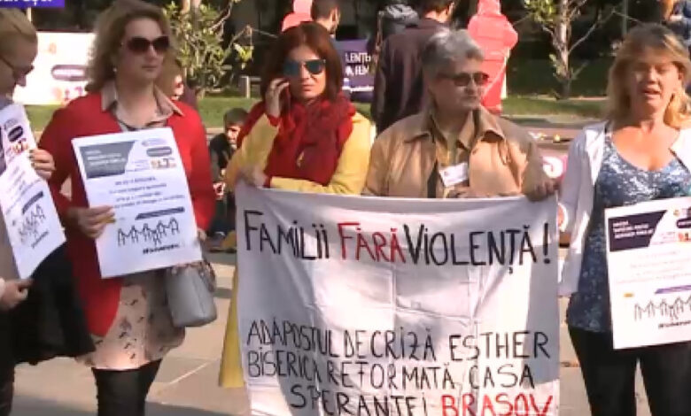 40 de femei ucise în 2025. Astăzi, marșul care cere și recunoașterea femicidului 3 40 de femei ucise în 2025 | MyTex.ro