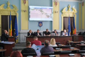 Ședință la CJ Brașov. Aeroportul | MyTex.ro