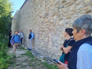 Primăria a reușit să recupereze fondurile PNRR pentru reabilitarea unei porțiuni din zidul de apărare al cetății Brașovului 14 Primăria a reușit să recupereze fondurile PNRR | MyTex.ro