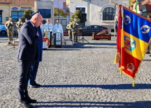 Ziua Armatei României, sărbătorită la Brașov 12 Ziua Armatei României | MyTex.ro