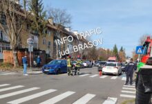 Ultima oră. Brașov - Accident pe Bulevardul Ștefan cel Mare 3 Microbuz | MyTex.ro