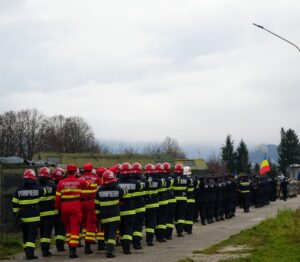 1 Decembrie la Brașov: publicul este invitat la parada militară 16 1 decembrie | MyTex.ro