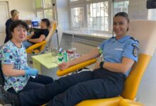 Jandarmii brașoveni au donat din nou picături de viață 3 | MyTex.ro