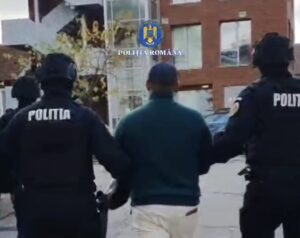 Video. Ucrainean căutat pentru infracțiuni grave, comise cu violență, săltat de polițiștii brașoveni 5 Ucrainean | MyTex.ro