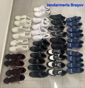 Parfumuri și alte mărfuri posibil contrafăcute, găsite la un târg din județul Brașov 8 mărfuri | MyTex.ro