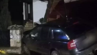 Țeavă de gaze lovită de un autoturism, pe DN 73! Opt persoane evacuate şi circulaţie oprită 5 tânăr | MyTex.ro