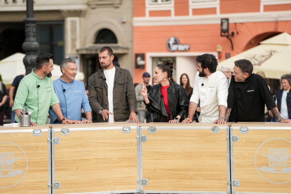 Chefi la cuţite | MyTex.ro