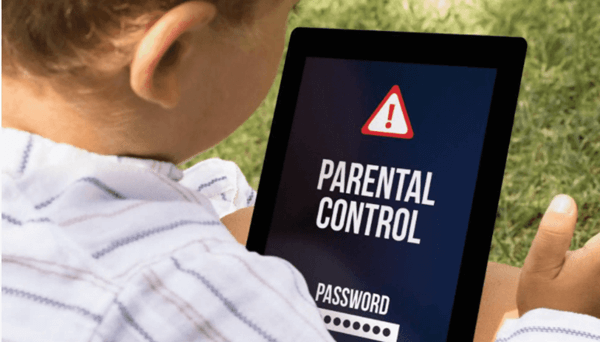 Poliția Brașov: Utilizați instrumente de Control Parental! 1 control parental | MyTex.ro