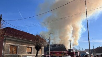Ultima oră. Incendiu la o casă din Făgăraș! Intervin mai multe echipaje ale ISU Brașov 10 | MyTex.ro