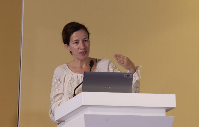 Braşoveanca Roxana Mînzatu - anunţ cu privire la salariile minime în UE / Totuşi... 3 Roxana Mînzatu | MyTex.ro