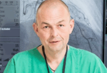 Contre la SCJU Brașov între medicul Florin Orțan și conducere / „Ceaușescule, demisia!” vs. „Gravă tentativă de dezinformare a populaţiei” 3 crucea rosie | MyTex.ro