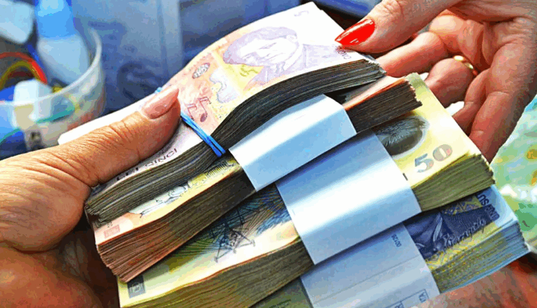 Bugetarii vor să aibă salarii mai mari 3 Bugetari | MyTex.ro