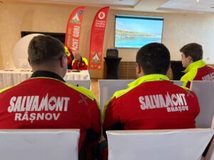 Salvamontiști din Brașov participă la o reuniune internațională, în Serbia 16 salvamontiști | MyTex.ro