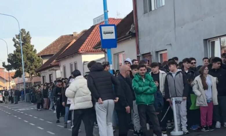 Şaorma gratis de la Braşov naşte dezbatere. Marian Godină vs. Andrei Caramitru 3 Şaorma gratis