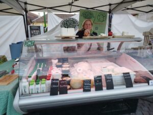 Weekend cu târguri de toamnă în două zone din Brașov / Lipsa locurilor de parcare, o problemă în Piața Unirii 18 târguri de toamnă | MyTex.ro