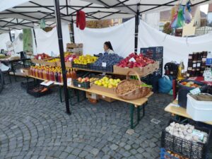 Weekend cu târguri de toamnă în două zone din Brașov / Lipsa locurilor de parcare, o problemă în Piața Unirii 21 târguri de toamnă | MyTex.ro