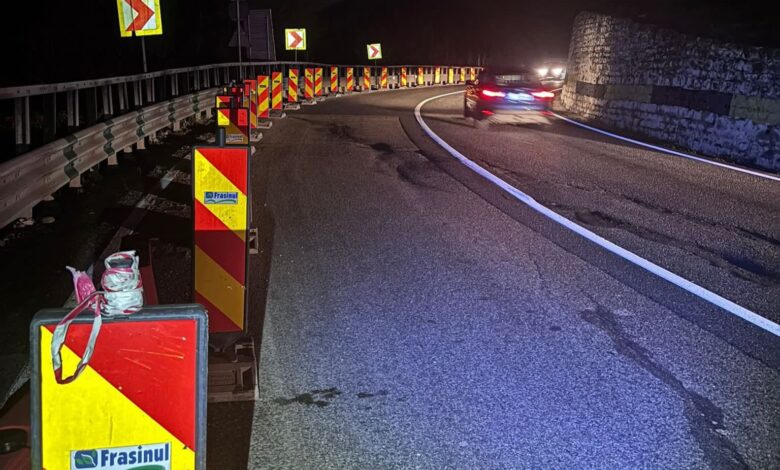 Update. Alunecare de teren pe DN 1 Brașov - Ploiești, la Comarnic! CNAIR cere restricții de tonaj 3 Alunecare de teren | MyTex.ro