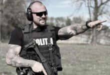 „Dacă nu era tatuat îl votam” – Polițistul brașovean Dani Cek răspunde prejudecăților înainte de finala „Omul Anului 2025” 14 | MyTex.ro