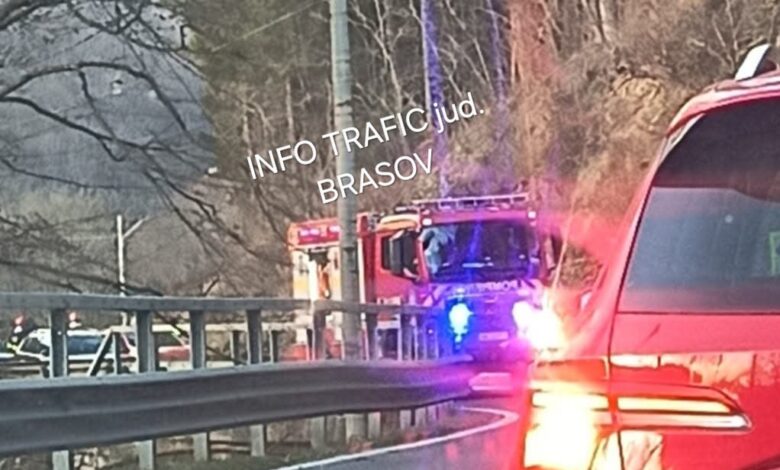 Accident pe DN 1 Ploiești - Brașov, în zona stațiunii Sinaia 3 Accident | MyTex.ro