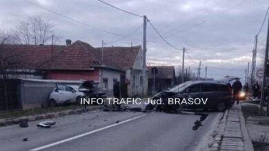 Ultima oră. Accident pe DN 1, în județul Brașov! Trafic blocat, două persoane rănite 5 | MyTex.ro