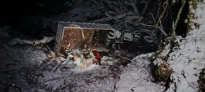Foto. Salvamontiști brașoveni, intervenție de peste 7 ore la un accident rutier soldat cu doi morți, azi-noapte! 19 Accident | MyTex.ro