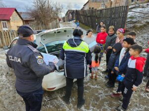 Poliția Brașov, „În misiune cu Moș Crăciun”. Brașovenii sunt așteptați să se alăture campaniei 21 Poliția Brașov | MyTex.ro