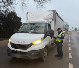 Razie de amploare în Brașov: șoferii de autobuze și de transport marfă, controlați încă de la primele ore ale dimineții 11 Razie | MyTex.ro