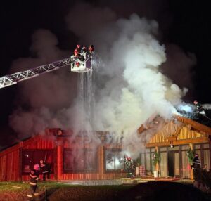 Incendiu la Râșnov, în această noapte! (Video) 5 Incendiu | MyTex.ro