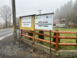 „Sacul lui Moș Crăciun” a ajuns la copiii din casele de tip familial 30 Moș Crăciun | MyTex.ro