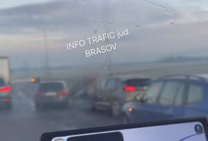 Autovehicule avariate pe Centura Brașovului / Unii șoferi se plâng de carosabil alunecos 13 autovehicule | MyTex.ro