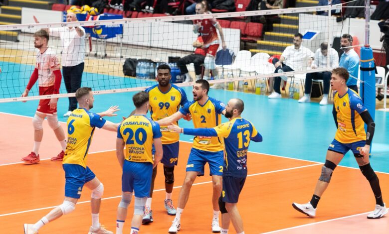 Corona Braşov a învins din nou campioana. Două victorii în 4 zile. Şi fetele au făcut instrucţie cu Dinamo 5 Corona Braşov