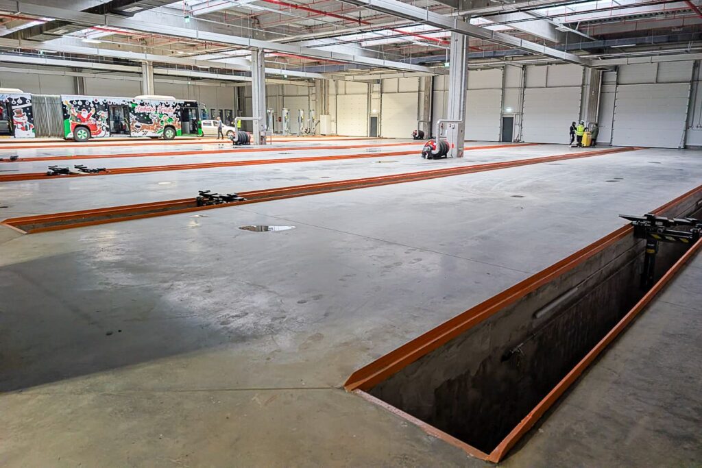 Lucrările la garajul RATBV, finalizate. „Așa trebuie să arate o infrastructură” 10 Lucrările la garajul RATBV | MyTex.ro