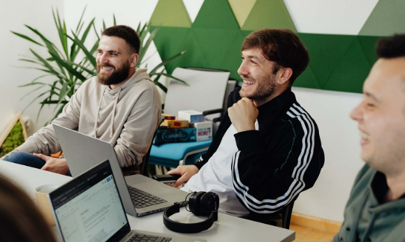 O companie naţională în ascensiune şi-a deschis birou într-o vilă din centrul Braşovului / Face angajări 3 Braşov | MyTex.ro