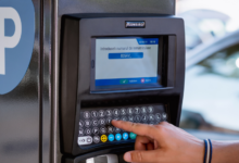 Parcometru aruncat în aer cu un articol pirotehnic, pe un bulevard din Brașov 5 Fost director | MyTex.ro