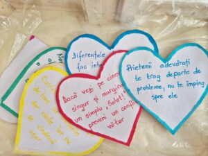 Ziua Internațională pentru Nonviolență în Școală, marcată de polițiștii brașoveni alături de elevi 17 Ziua | MyTex.ro